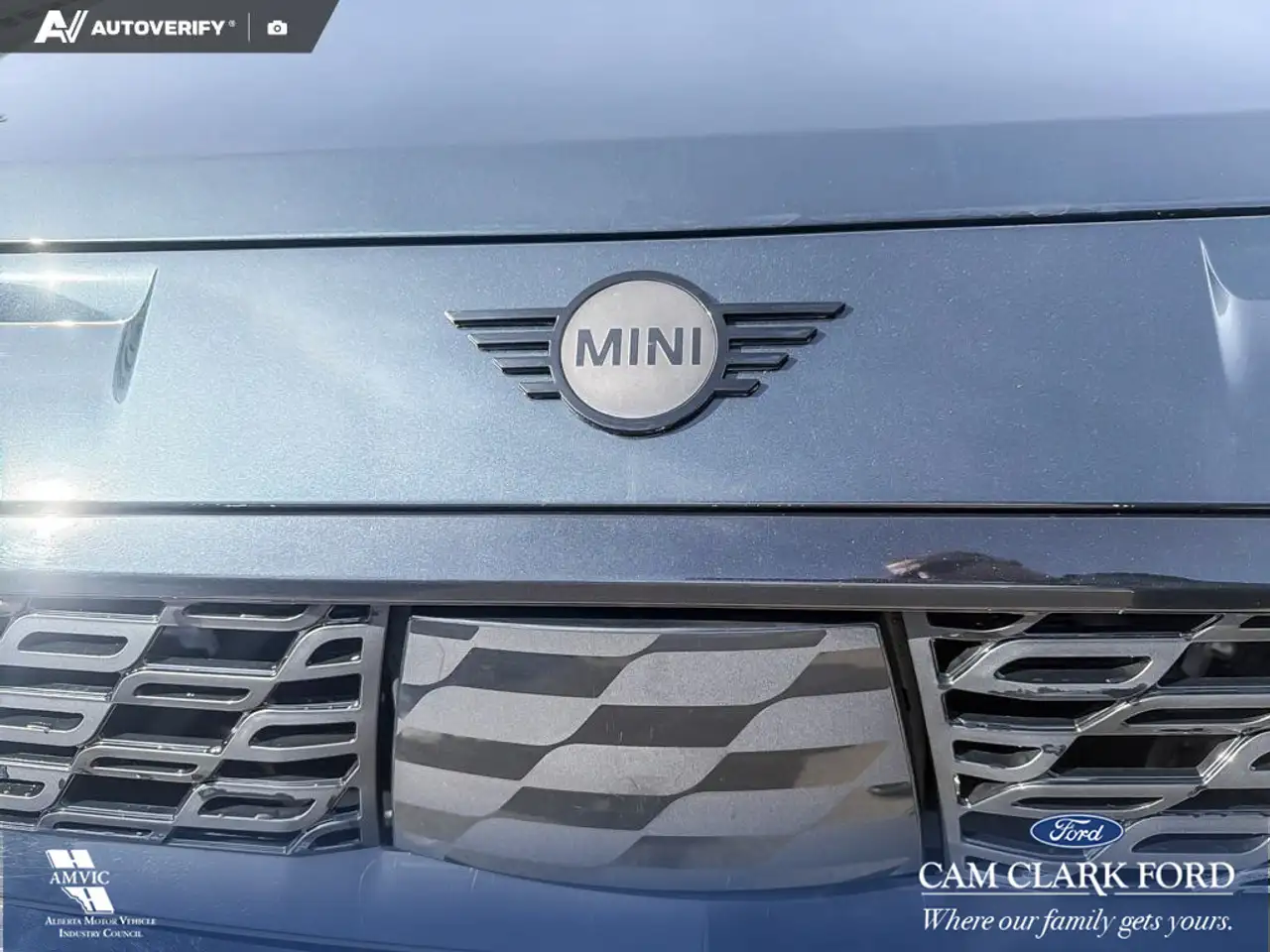 MINI Countryman снимка MINI Countryman