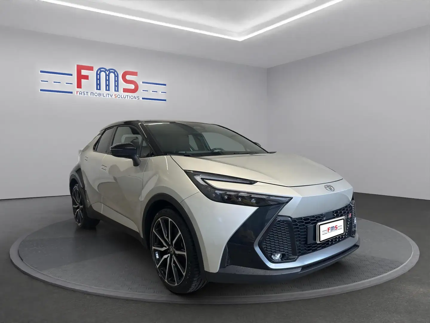 Toyota C-HR C-HR 2.0 hv GR Sport Premiere awd e-cvt Argento - 2