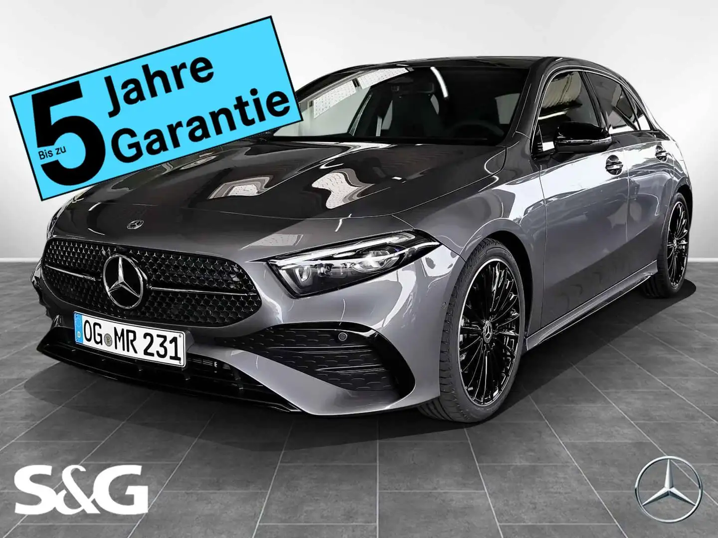 Mercedes-Benz A 200 AMG Distronic+RüKam+M-LED+Pano+Burmester Grau - 1