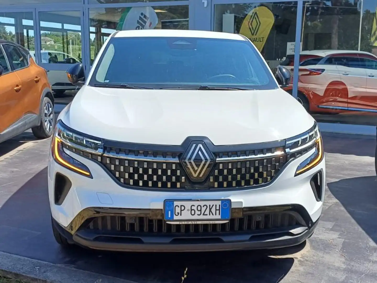 Renault Austral 1.2 E-Tech full hybrid Techno 200CV auto Blanco - 1