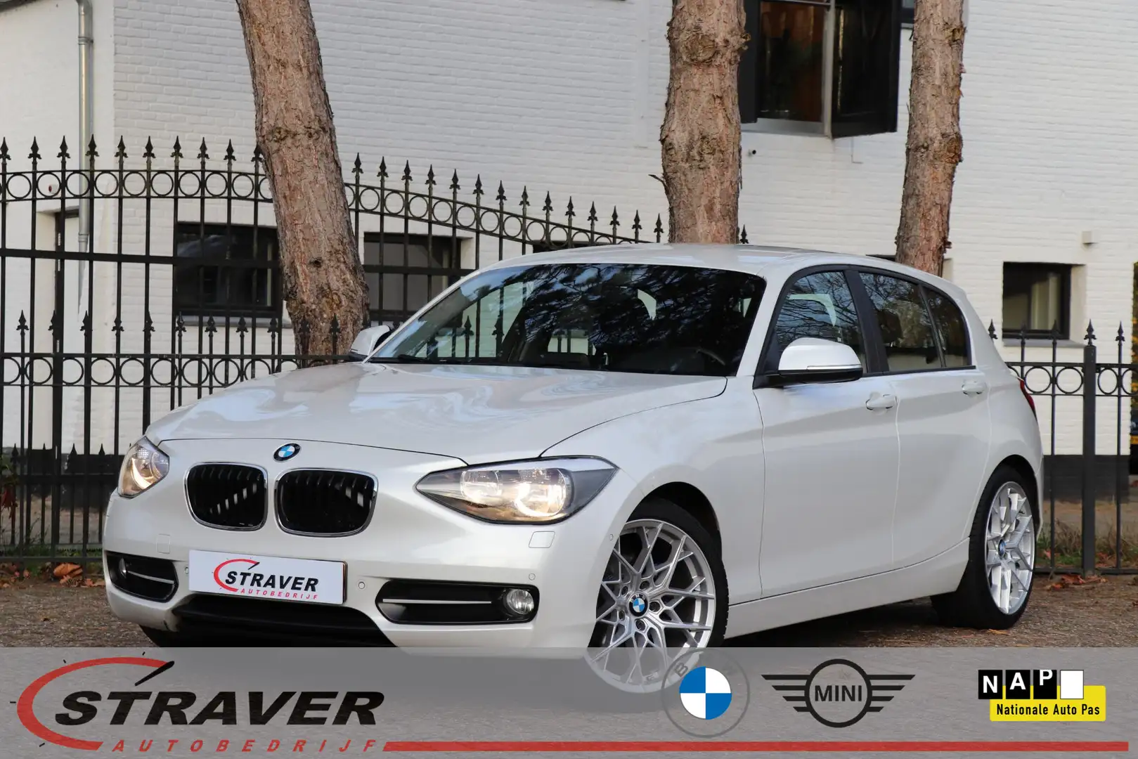 BMW 114 1-serie 114i Business |PDC achter |Voorstoelen ver Blanco - 1