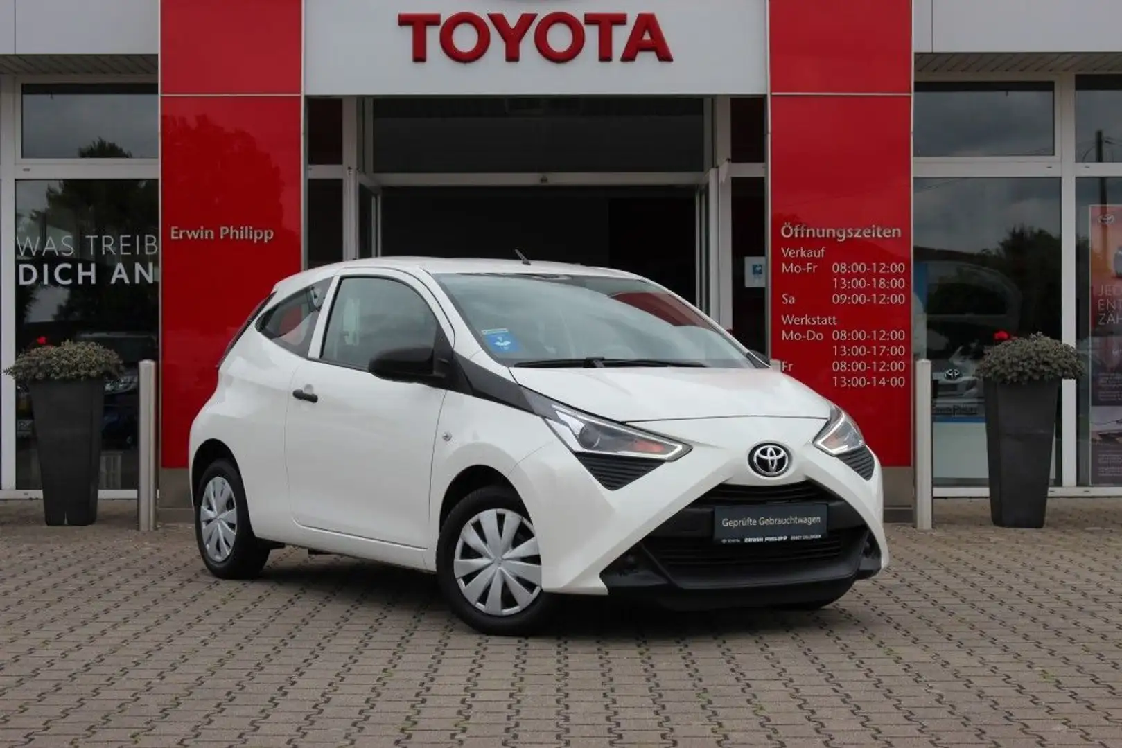 Toyota Aygo X X-Black *Klima*Bluetooth*USB*Zentralver.* Beyaz - 2