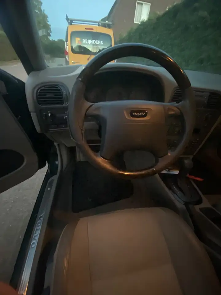 Volvo V40 2.0 Dynamic, foto 2