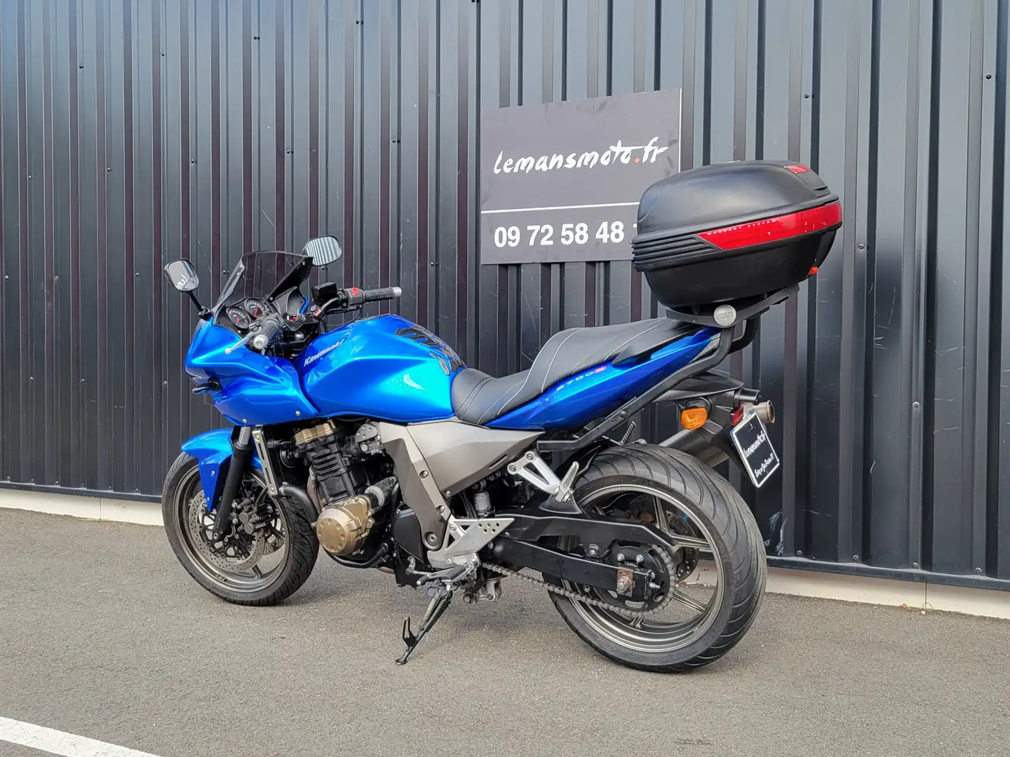 Kawasaki Z 750 Blau - 2