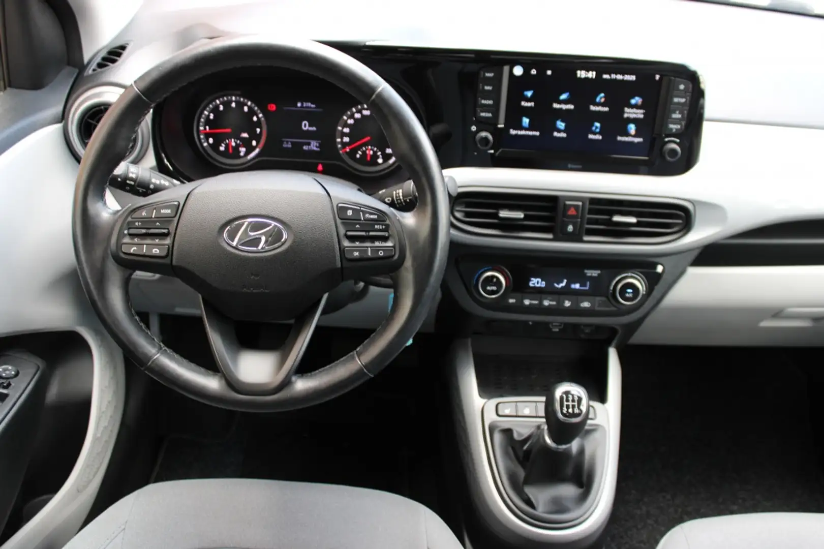 Hyundai i10 1.0 Premium + Stoel -/ Stuurwielverwarming Gris - 2