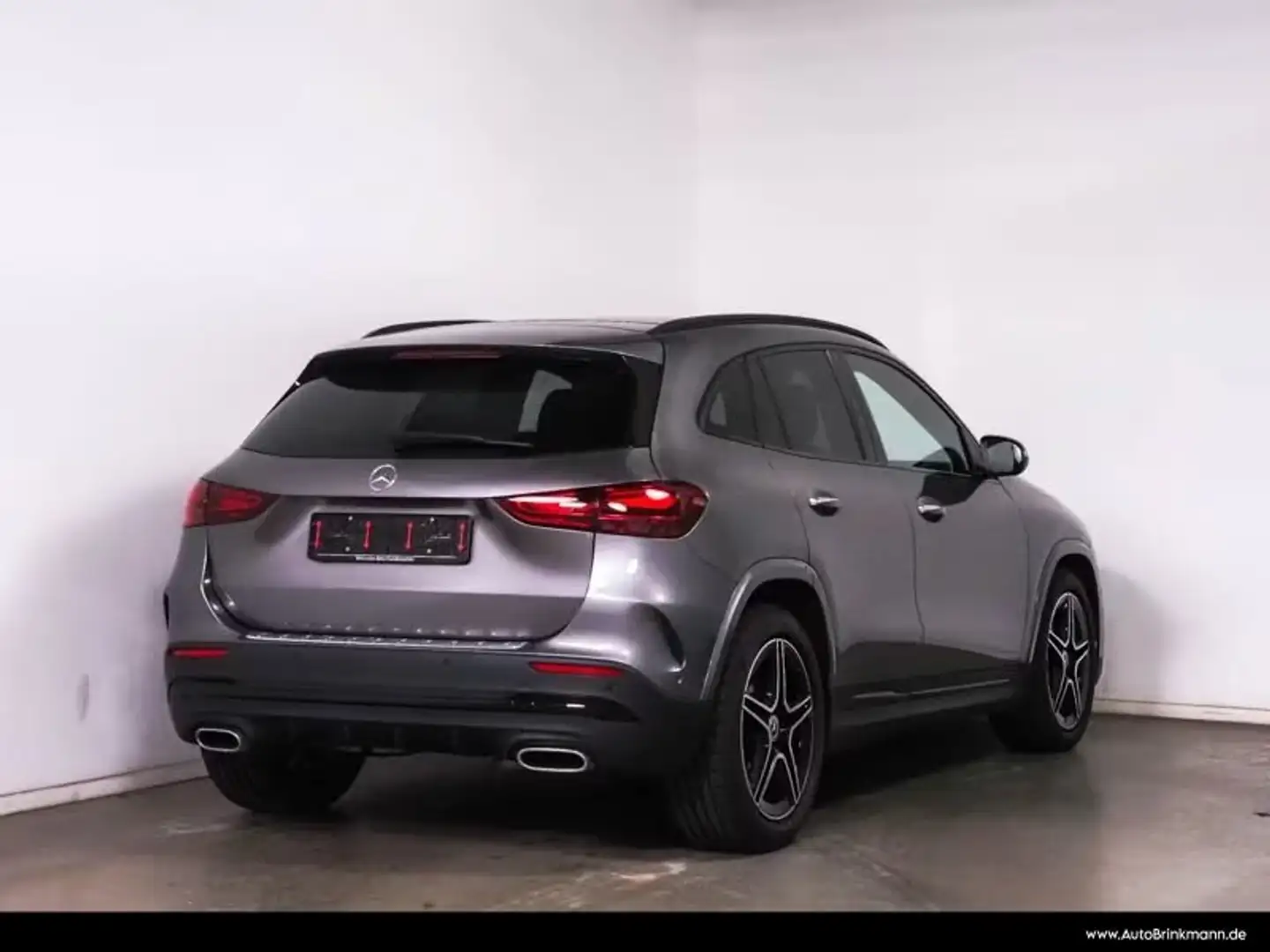 Mercedes-Benz GLA 200 GLA 200 d 150cv AMG NIGHT 2024 tetto apribile Grigio - 2