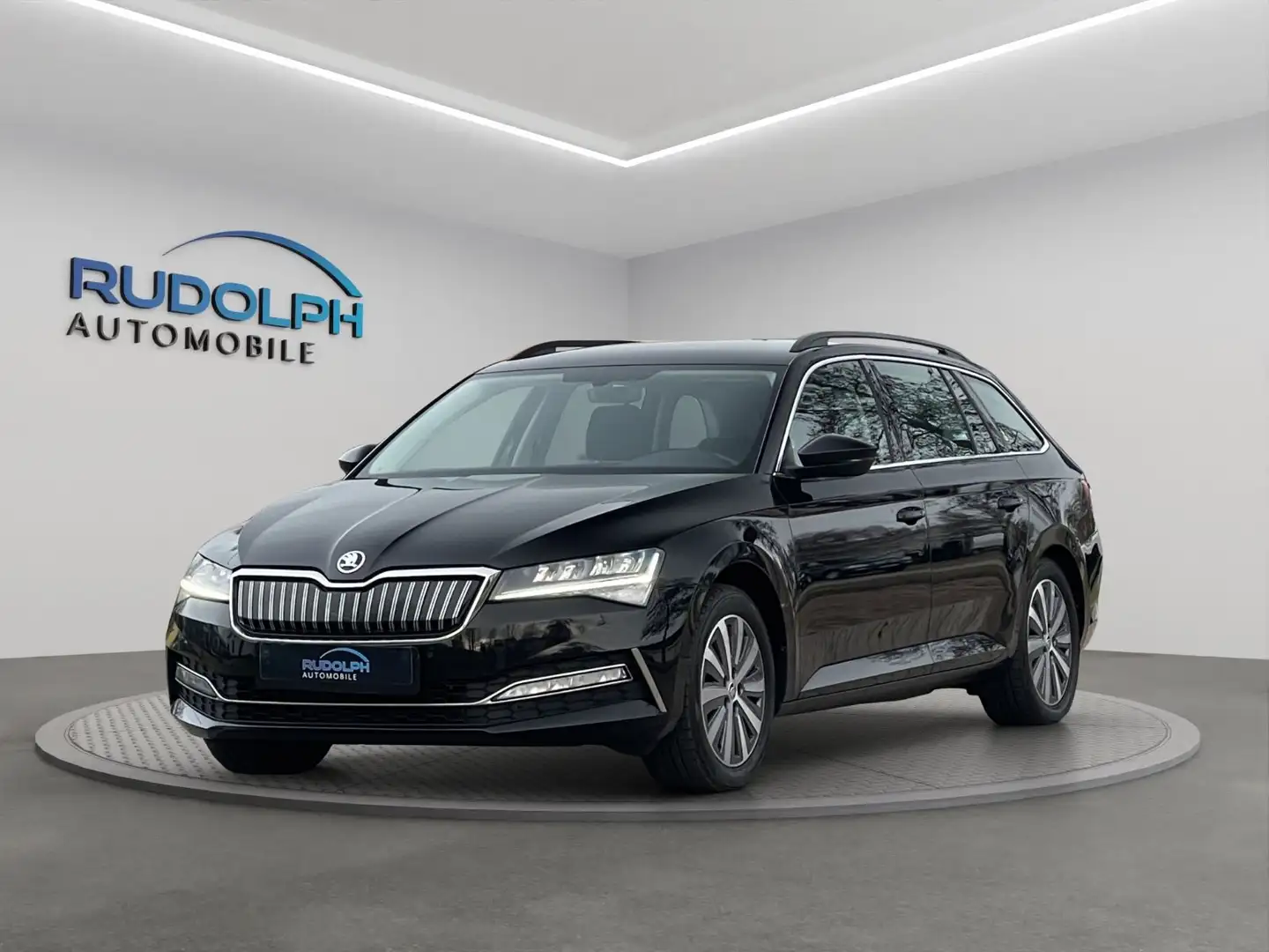 Skoda Superb iV ACC PLUG-IN STANDHEIZ. 1.HAND GARANTIE Schwarz - 1