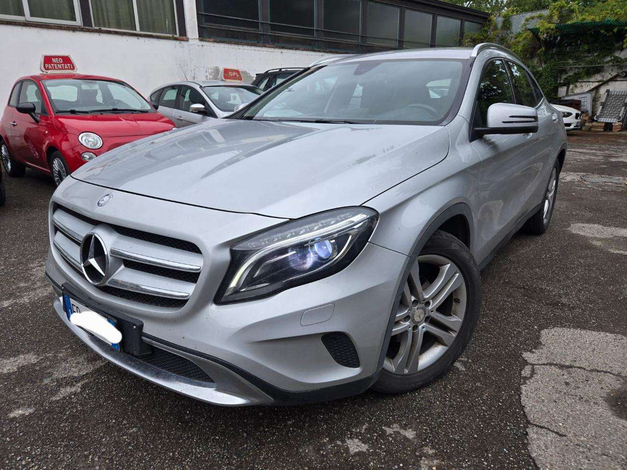 Mercedes-Benz GLA 180 d Automatic