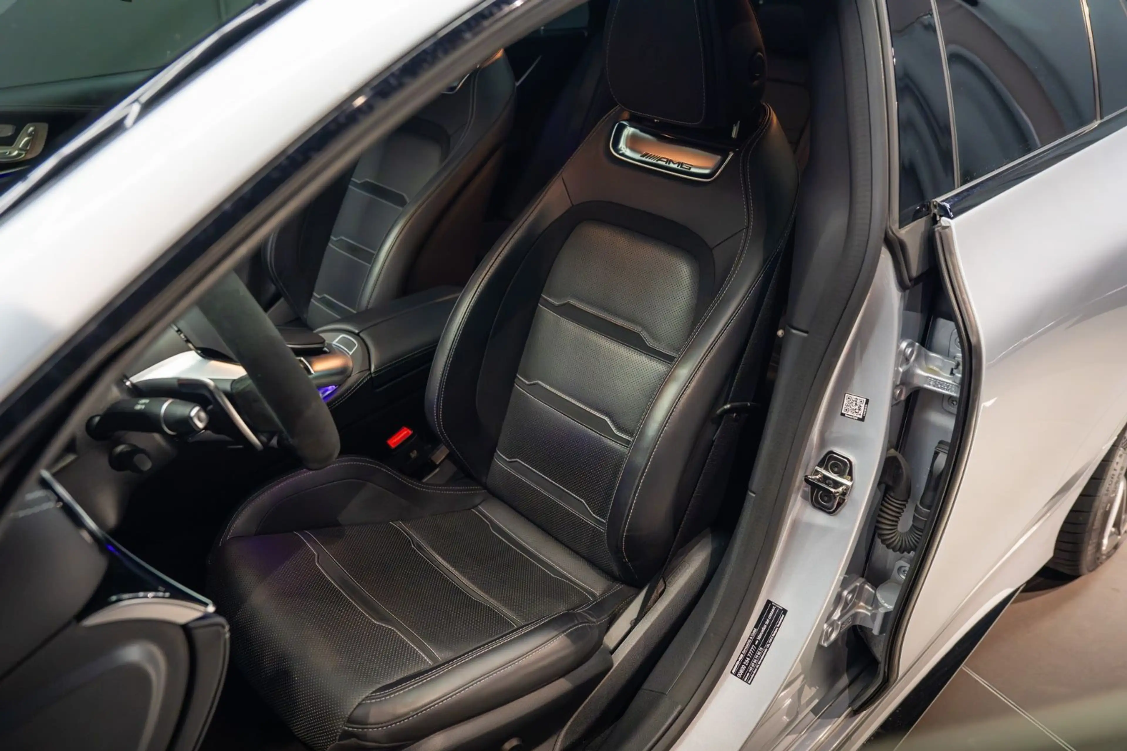 Mercedes-Benz AMG GT 4-trg. 63 S 4Matic+*360*PANO*HU*MEMORY* — photo 15