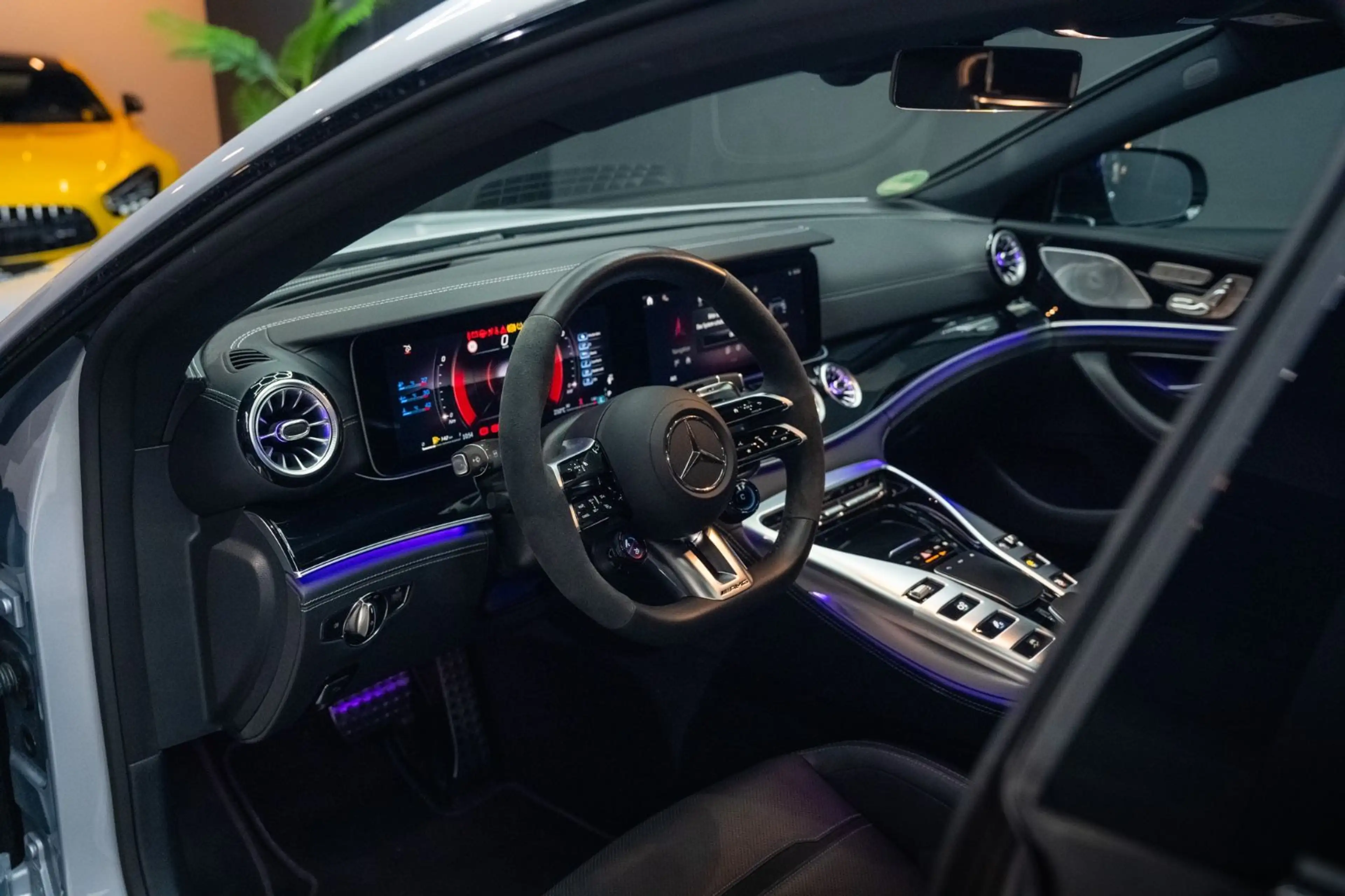 Mercedes-Benz AMG GT 4-trg. 63 S 4Matic+*360*PANO*HU*MEMORY* — photo 14