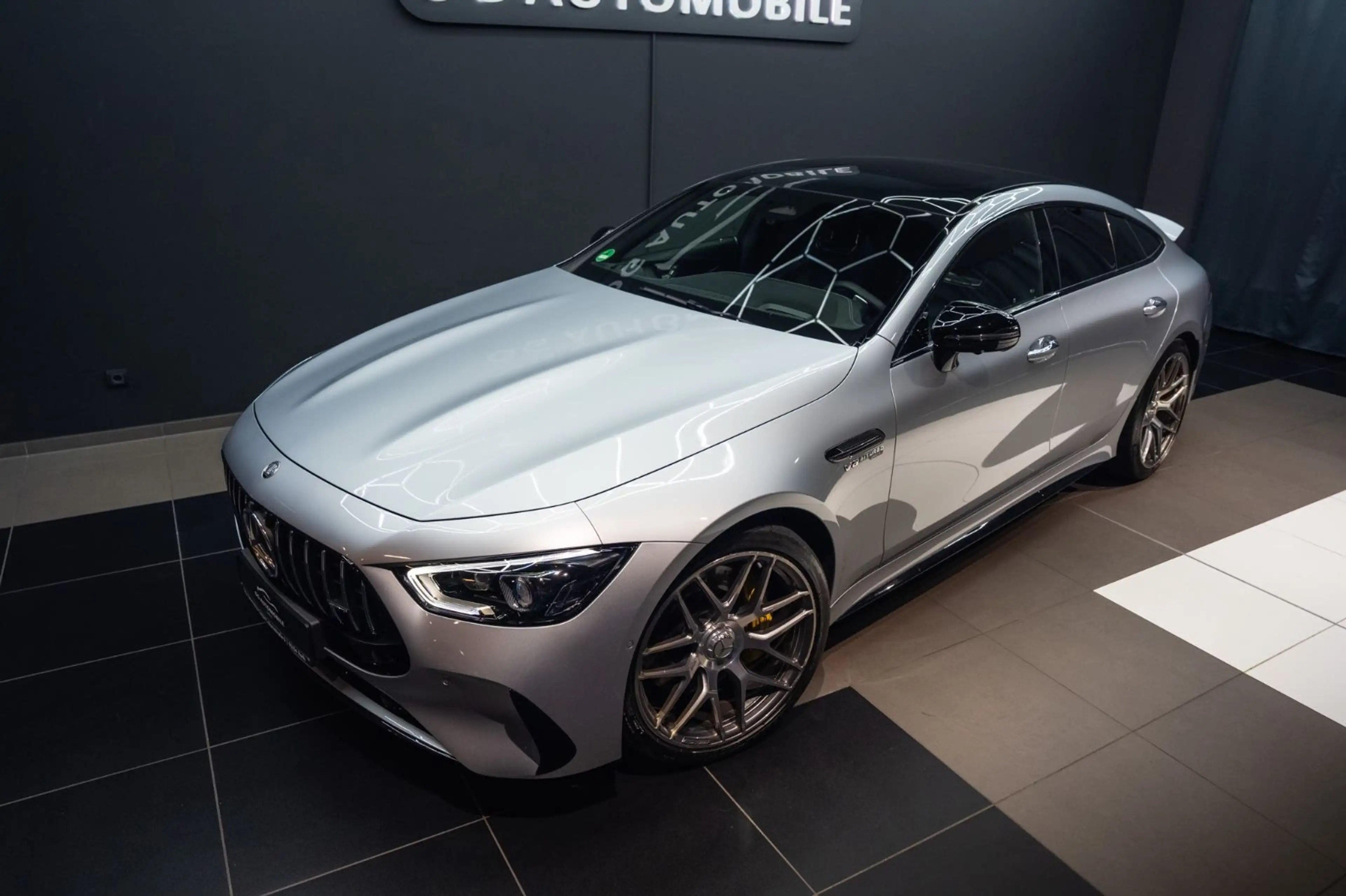 Mercedes-Benz AMG GT 4-trg. 63 S 4Matic+*360*PANO*HU*MEMORY* — photo 7