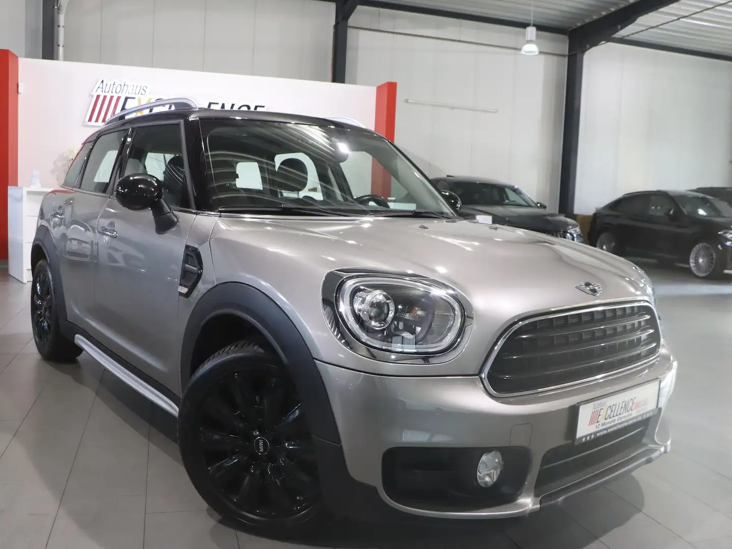 MINI Cooper Countryman Chilli II EXCITEMENT PANORAMA Silber - 2