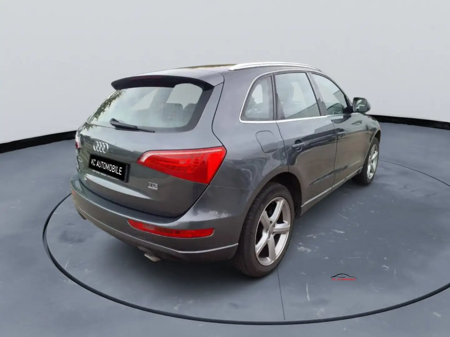 Audi Q5 3.0 TDI 176 kW quattro*S-LINE* Grau - 2