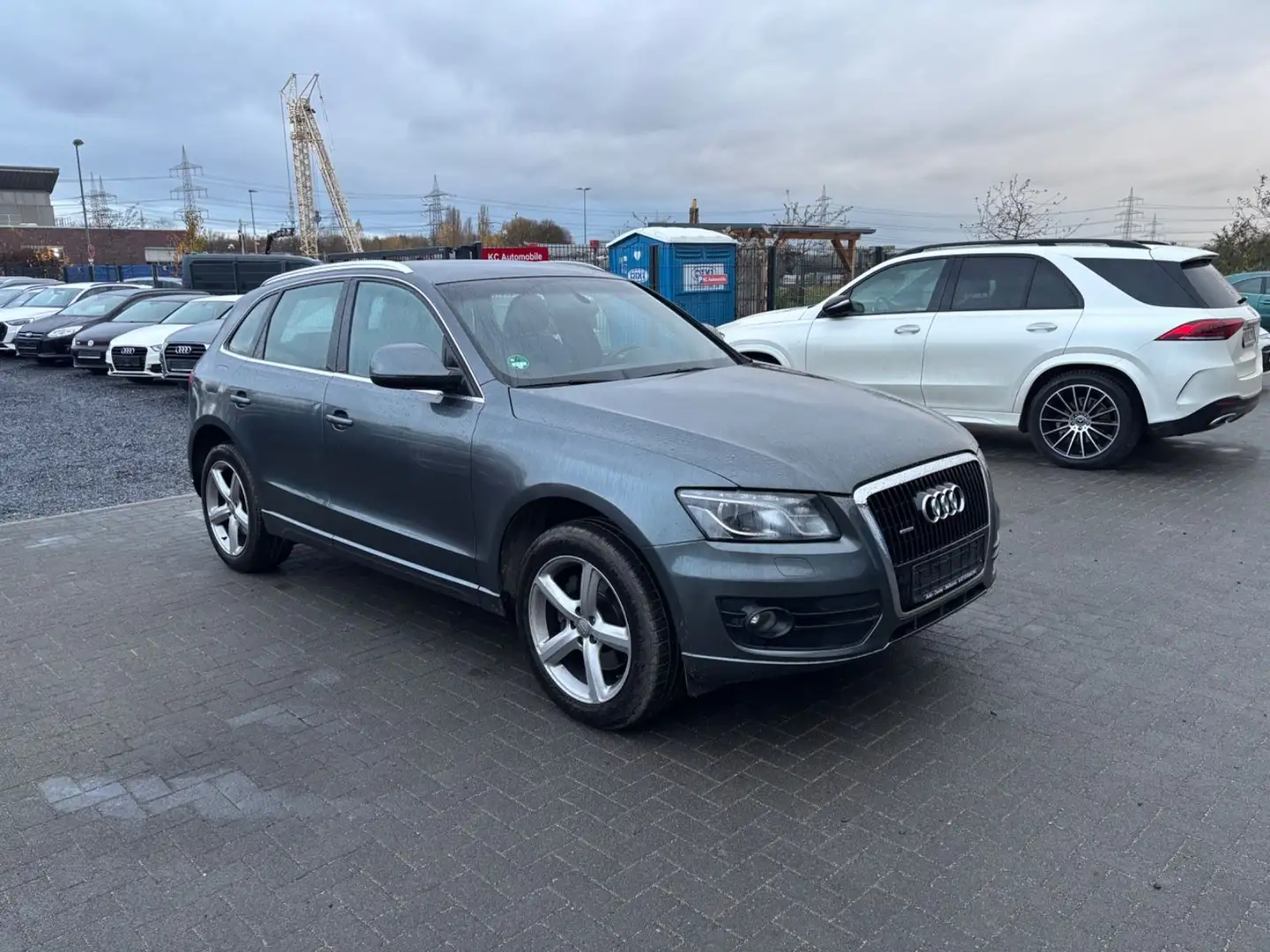 Audi Q5 3.0 TDI 176 kW quattro*S-LINE* Grau - 1
