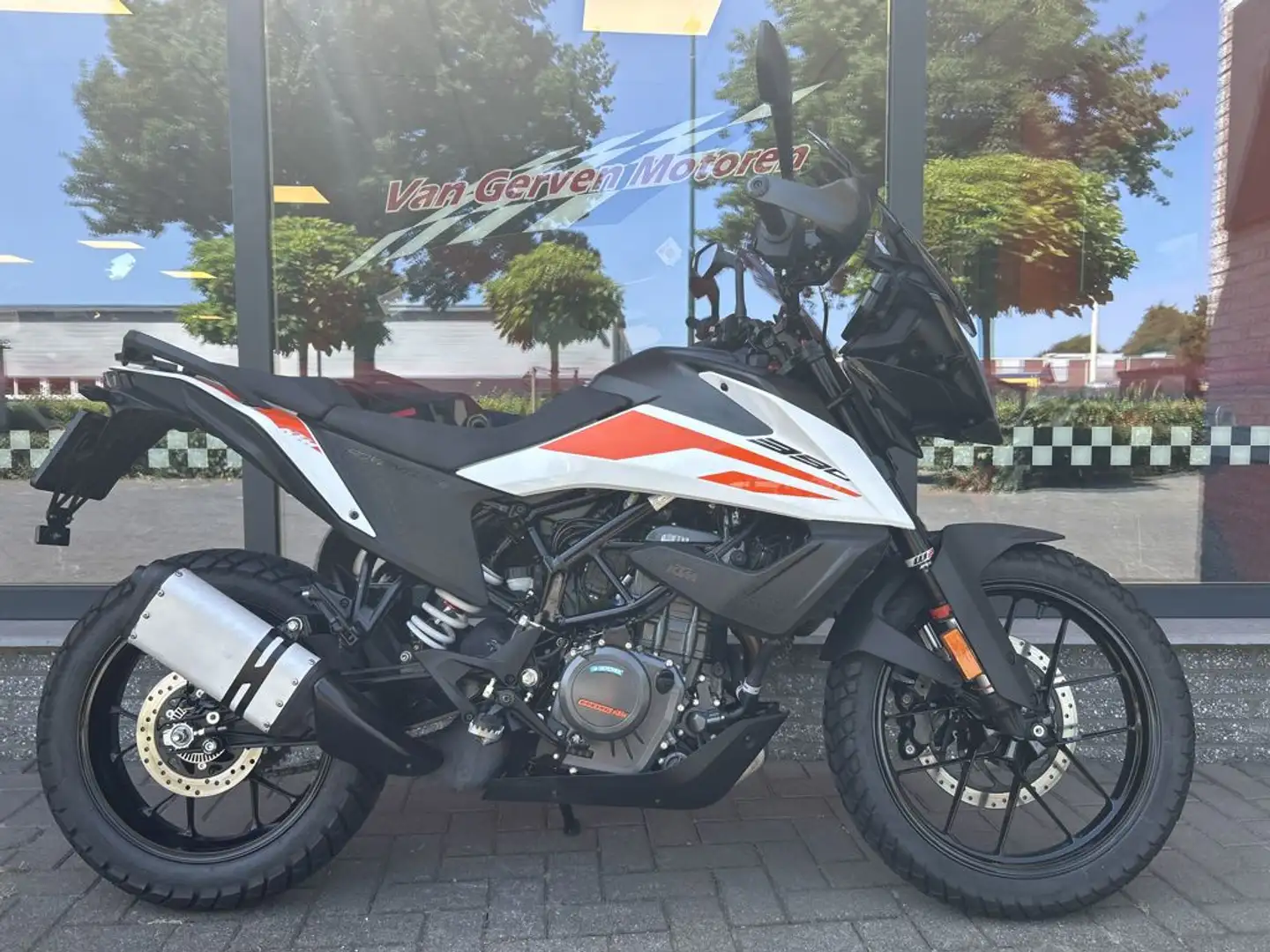 KTM 390 Adventure - 1