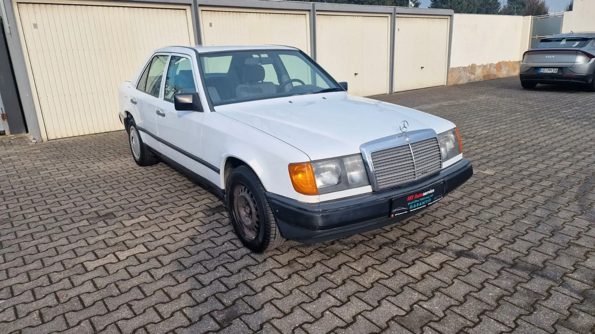 Mercedes-Benz 230 /W123 AUTOMATIK/KLIMA/SEHR SAUER/KEIN ROST Weiß - 2