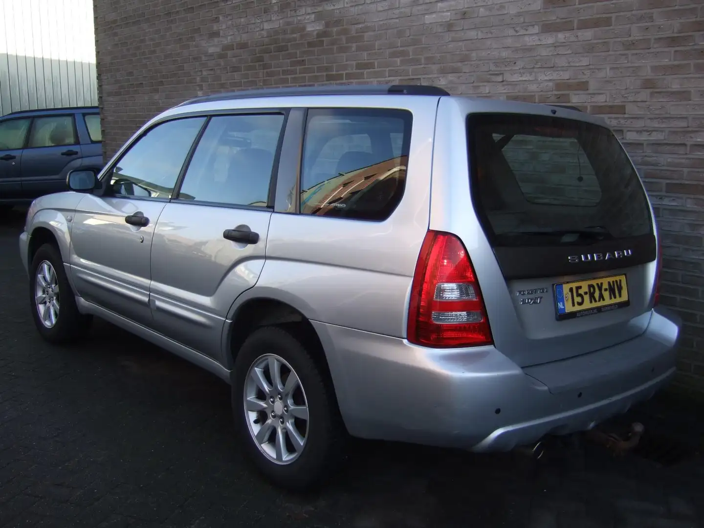 Subaru Forester 2.0 AWD XT - Trekhaak - PDC achter - Stoelverwarmi Gris - 2