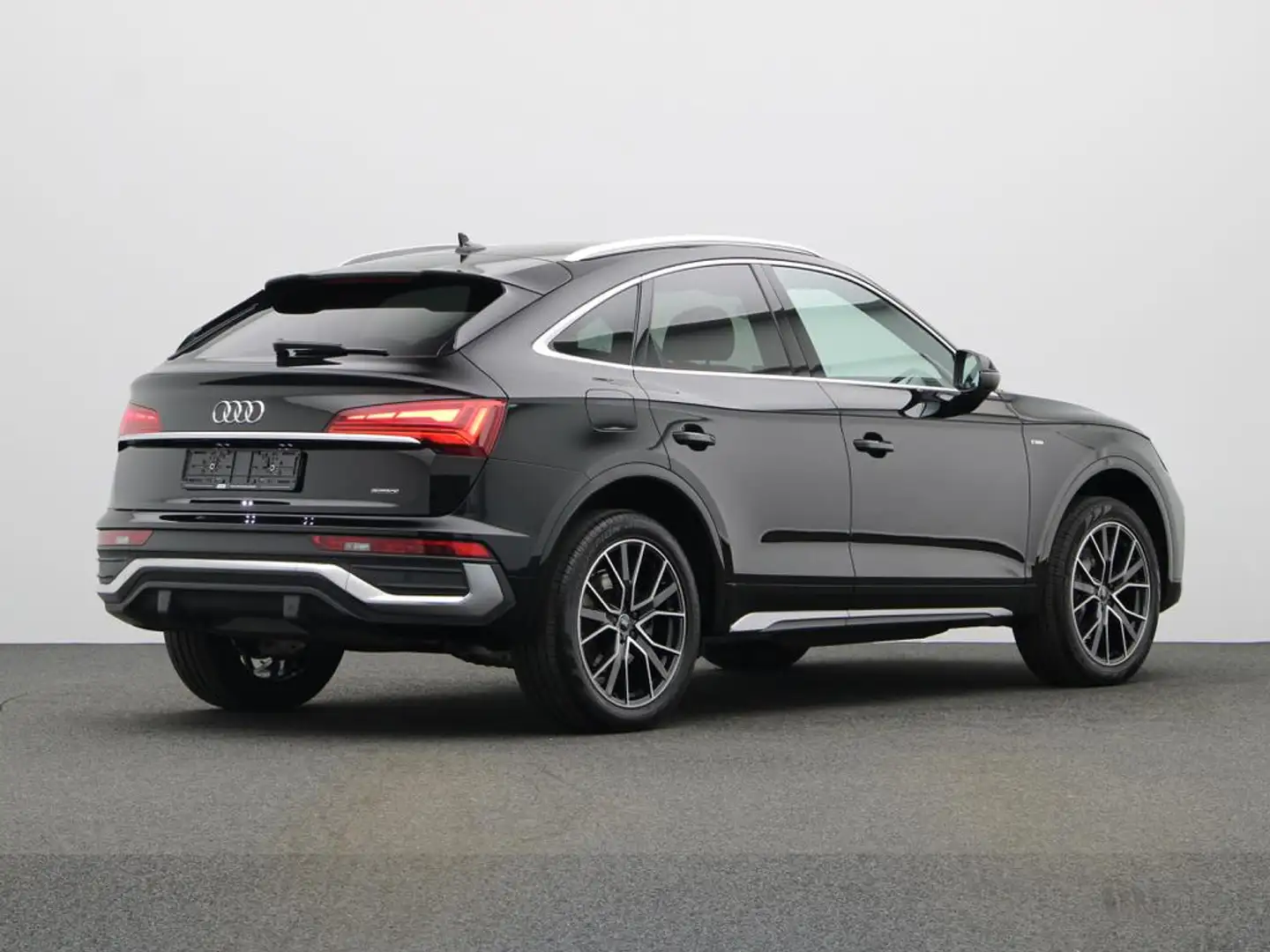 Audi Q5 Sportback S-LINE 50 TFSIe 299 PK S-TRONIC Zwart - 2