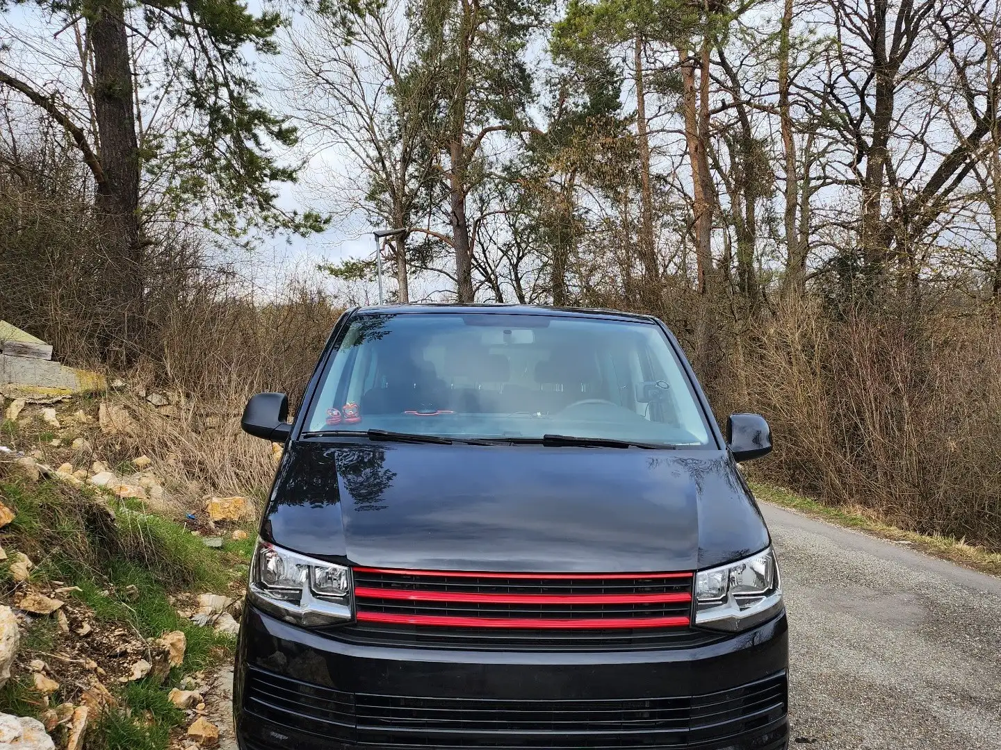 Volkswagen T6 Caravelle DSG Lang EcoProfi Schwarz - 1