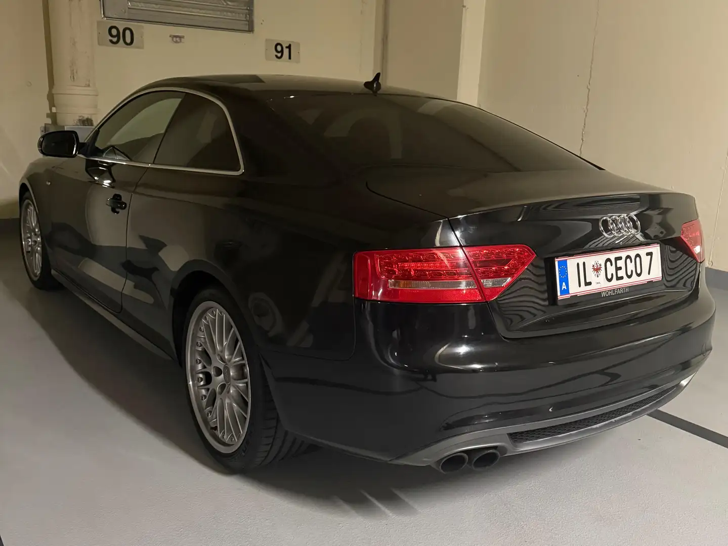 Audi A5 A5 Coupé 2,0 T FSI Schwarz - 2