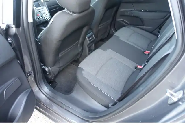 Citroen C4 view 10