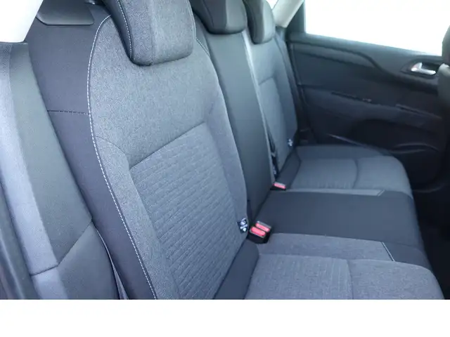 Citroen C4 view 12