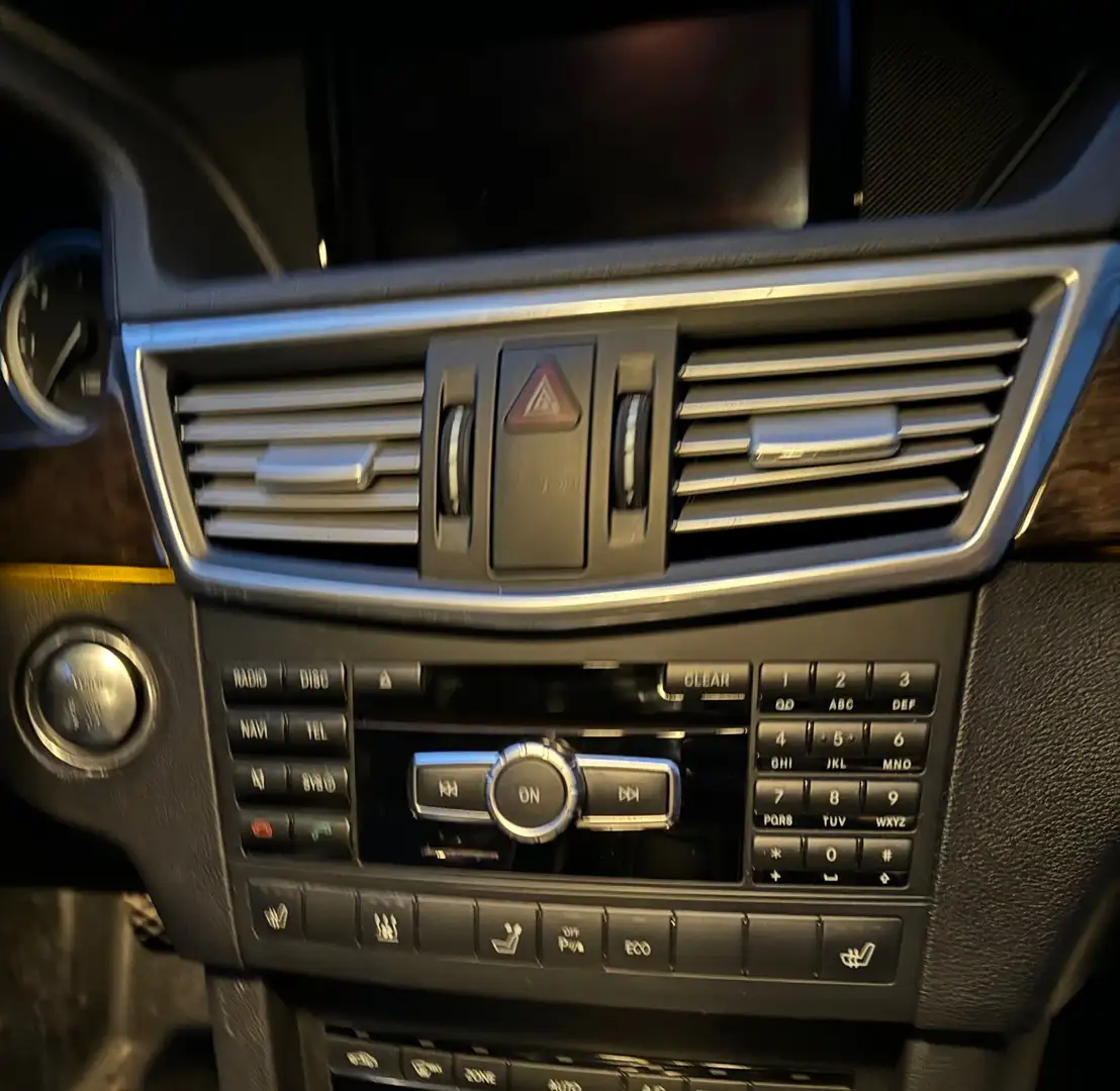 Mercedes-Benz E 200 BlueEfficiency CDI Aut. Vollausstattung TOP ZU Żółty - 1