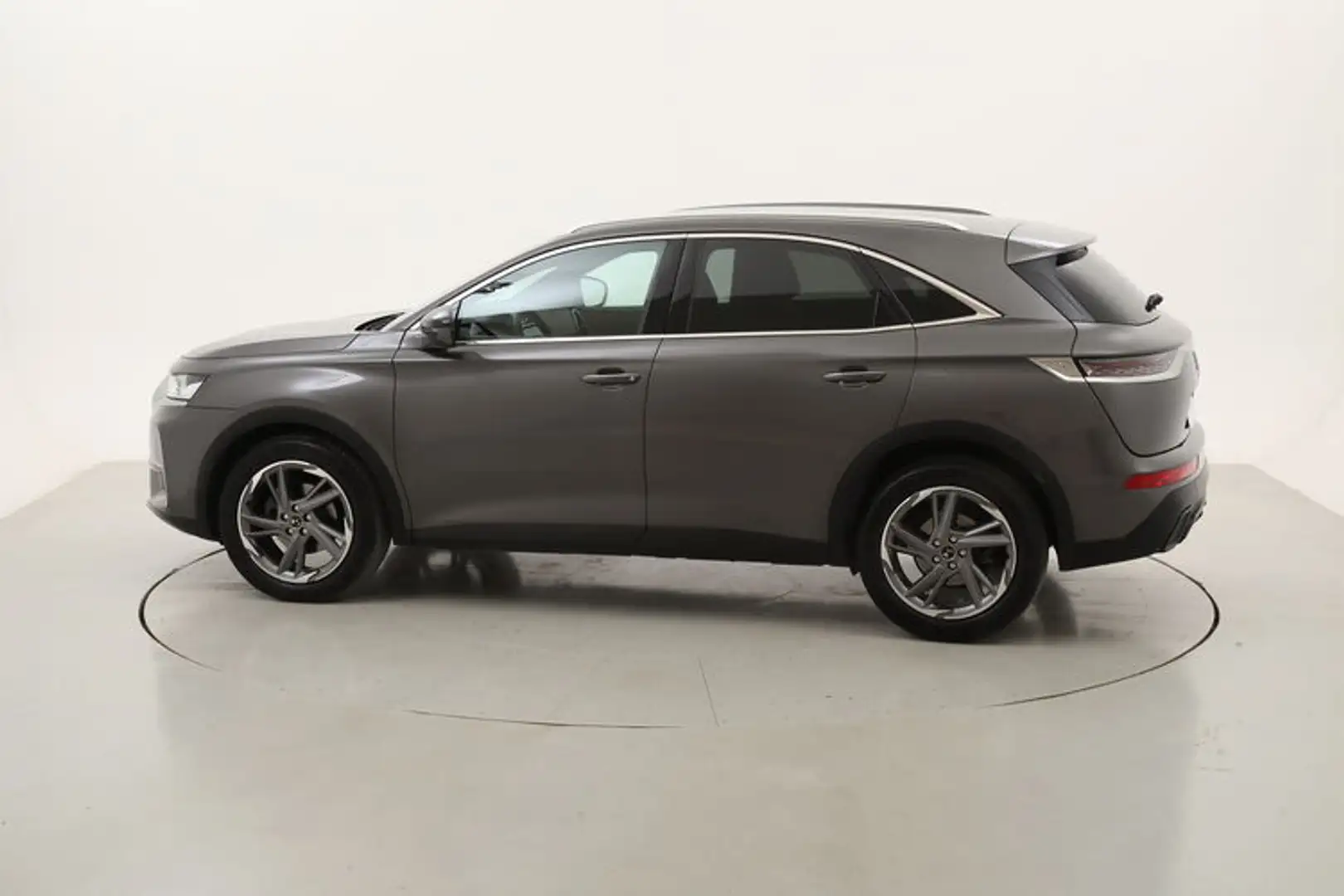 DS Automobiles DS 7 Crossback Business 1.5 Diesel 131CV Grigio - 2