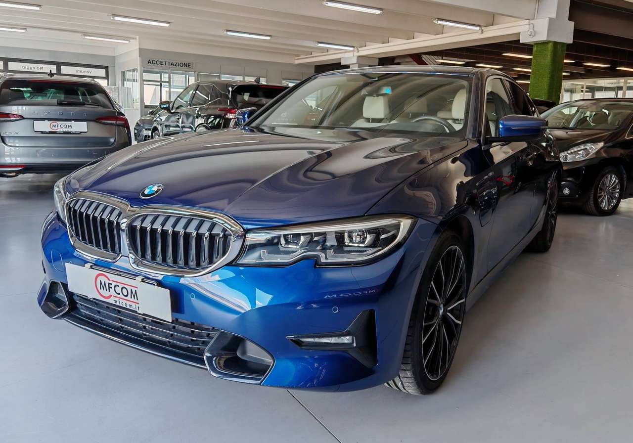 BMW 330 Berlina 330e Business Advantage auto PELLE TOTALE