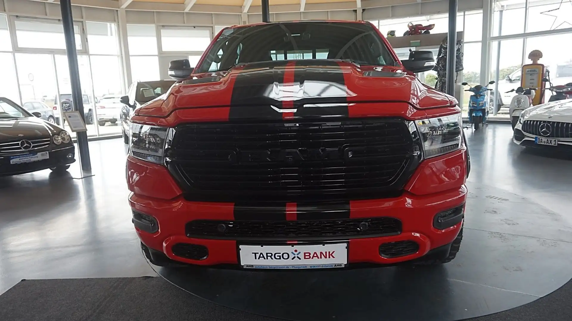 Dodge RAM 5.7l V8 *Navi*Leder*4x4*Tempo*Hoch+Breit* Rot - 2