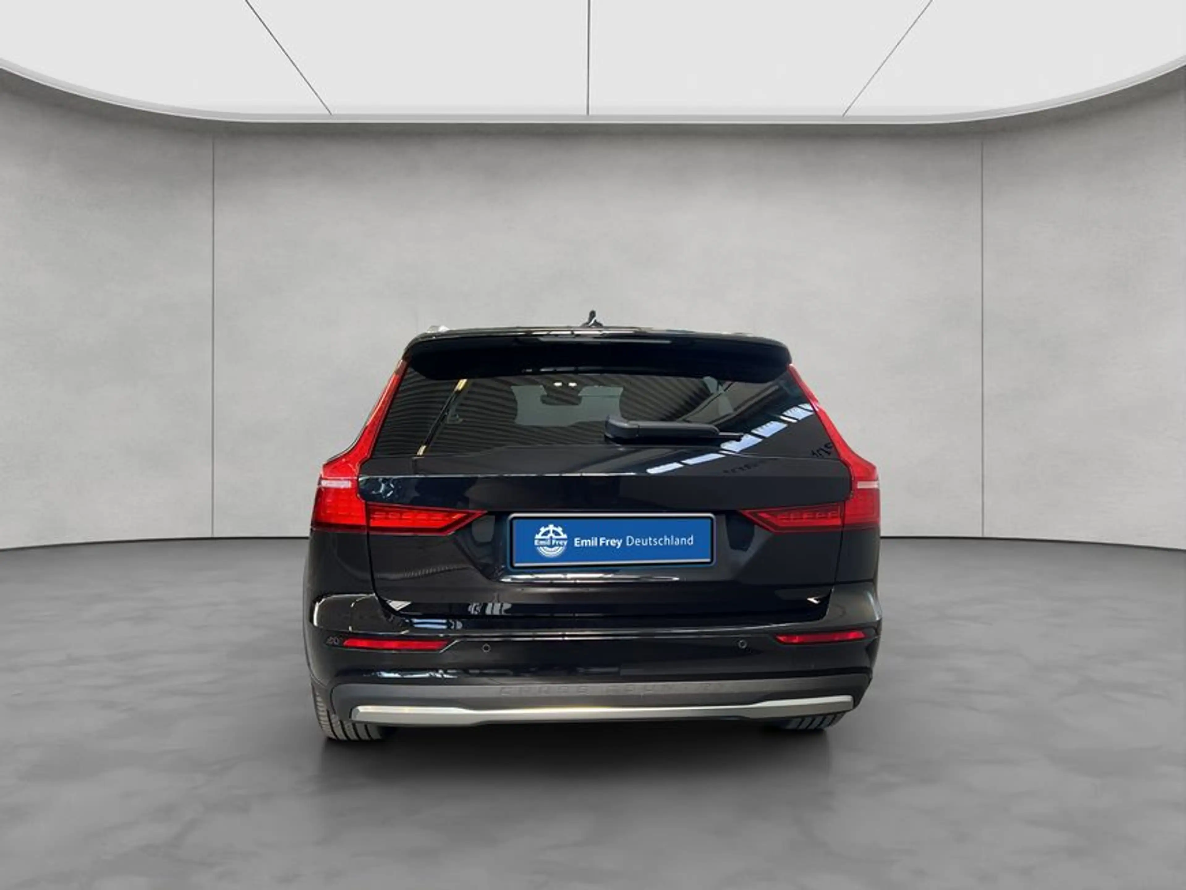 Volvo V60 Cross Country V60 Cross Country B4 D AWD Plus — photo 4