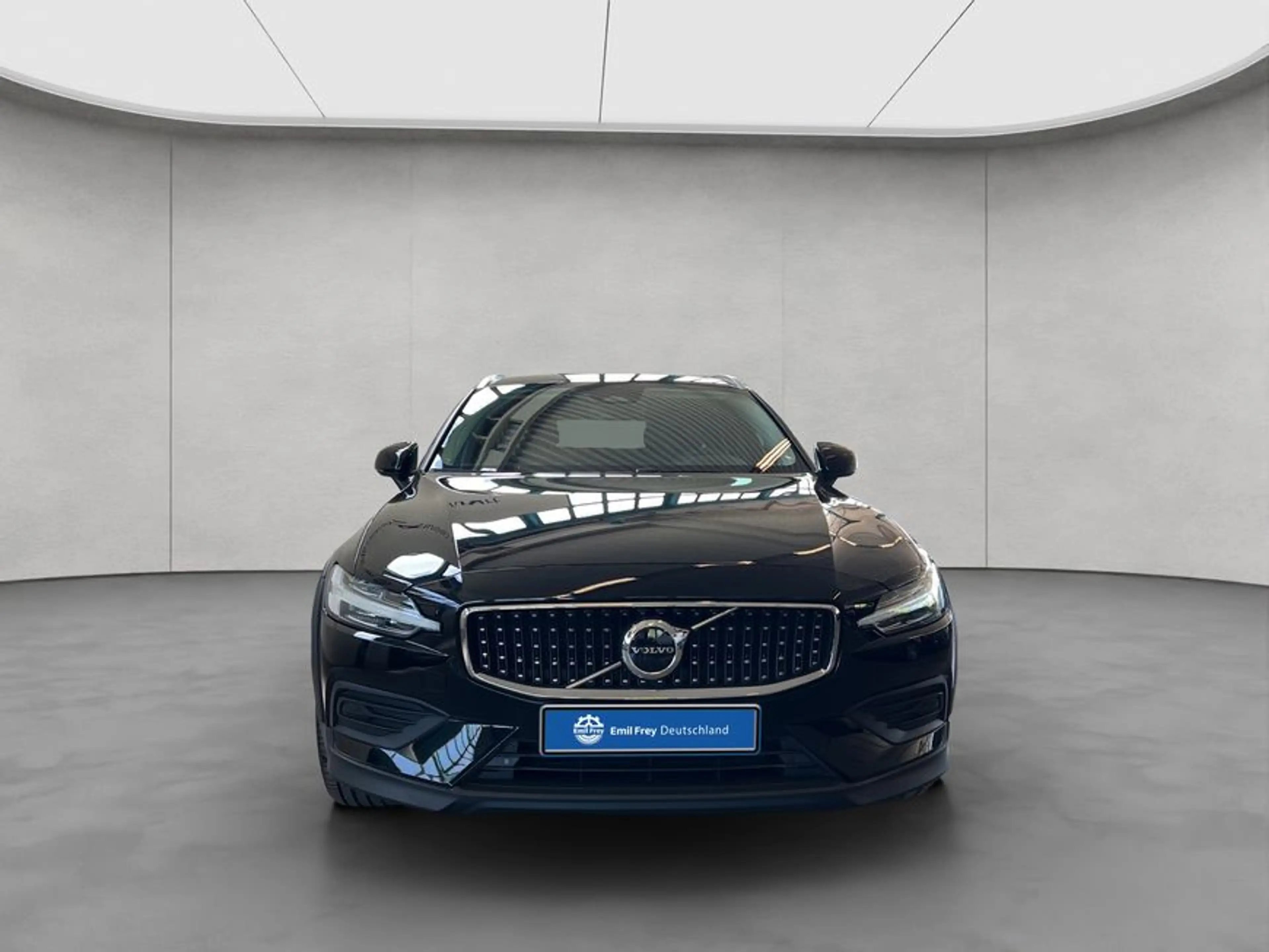 Volvo V60 Cross Country V60 Cross Country B4 D AWD Plus — photo 9