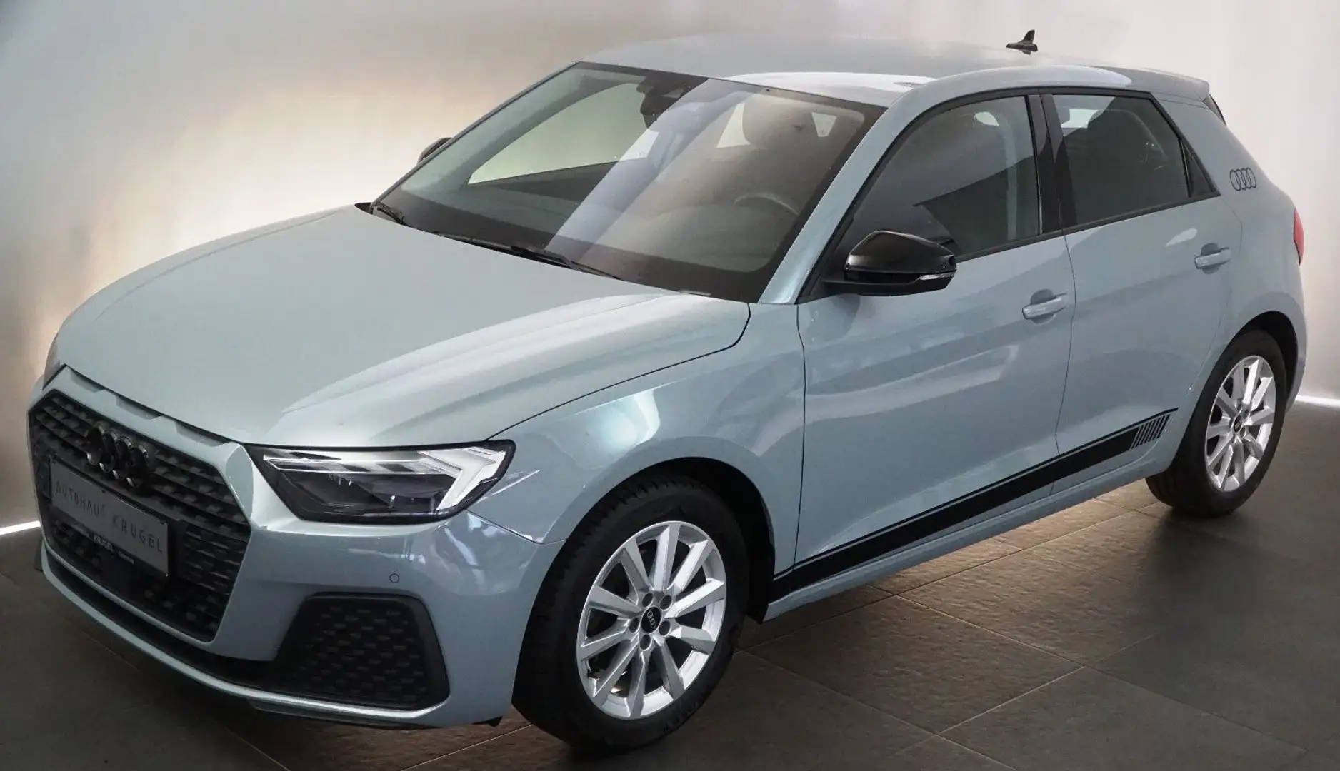 Audi A1 Sportback Sport mit Optik-Paket Gris - 2