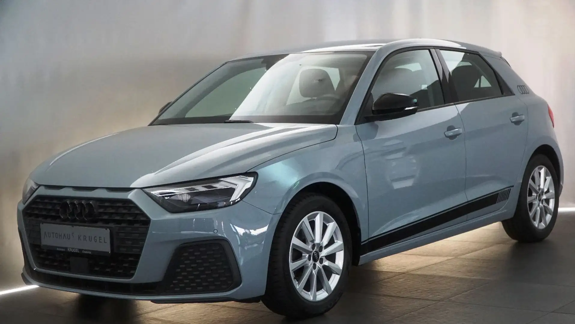 Audi A1 Sportback Sport mit Optik-Paket Gris - 1