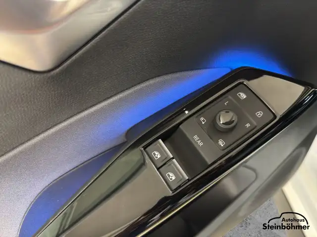 Volkswagen Id.3 view 16