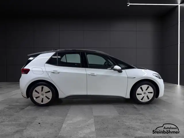 Volkswagen Id.3 view 8