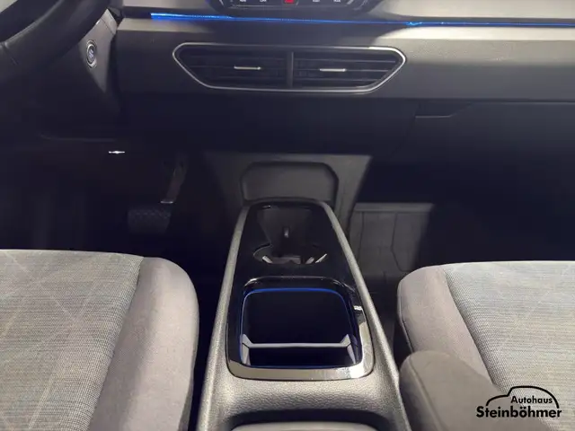 Volkswagen Id.3 view 20