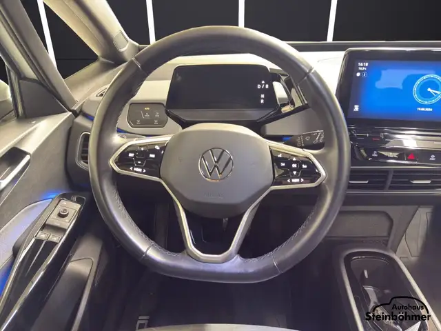 Volkswagen Id.3 view 17