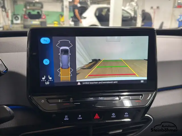 Volkswagen Id.3 view 22