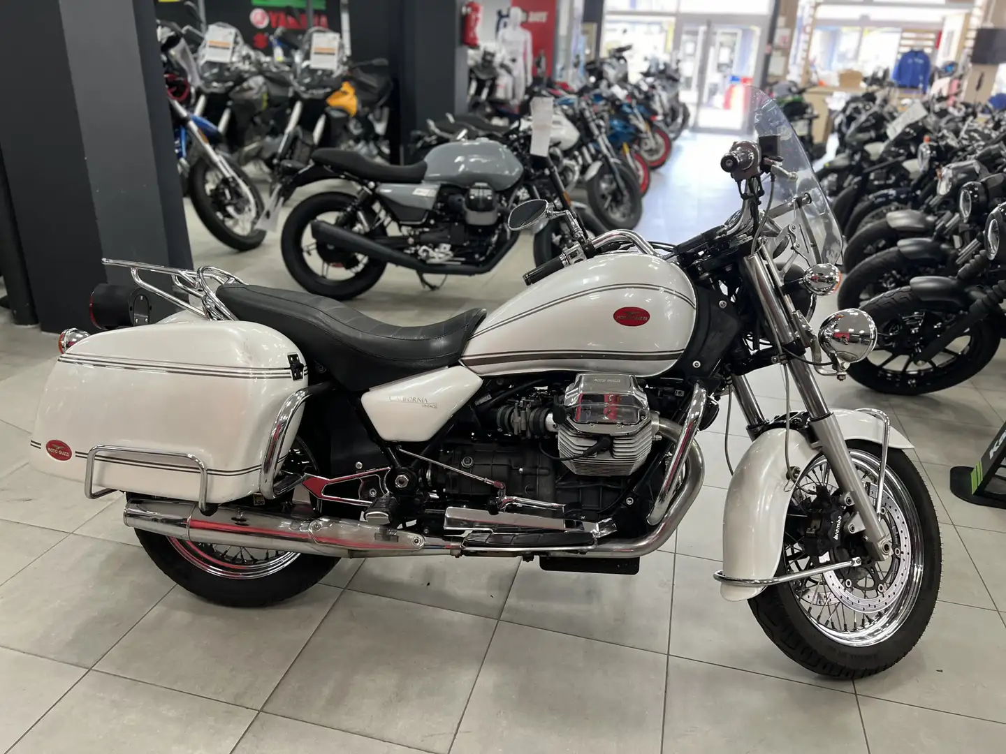 Moto Guzzi California Білий - 1