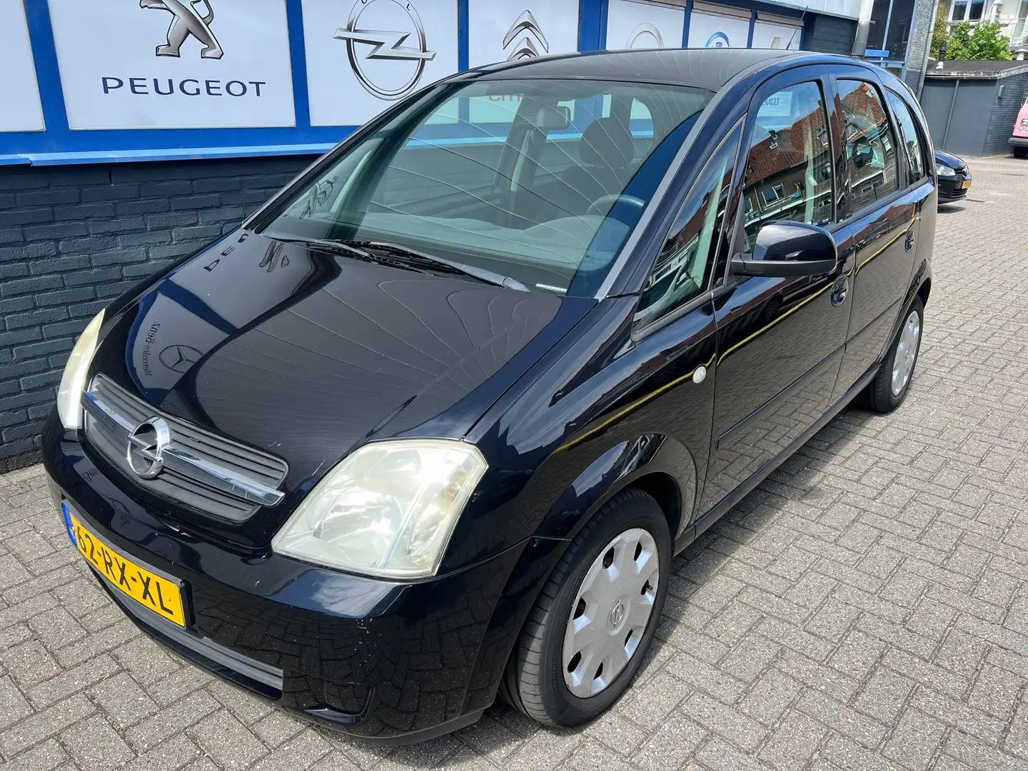 Opel Meriva 1.6-16V Enjoy 10-2005 153000km NWE.APK 1850EU Zwart - 2