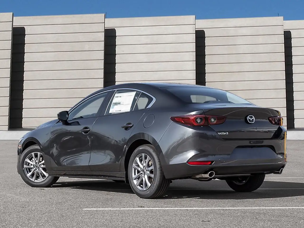 Mazda 3 снимка Mazda 3