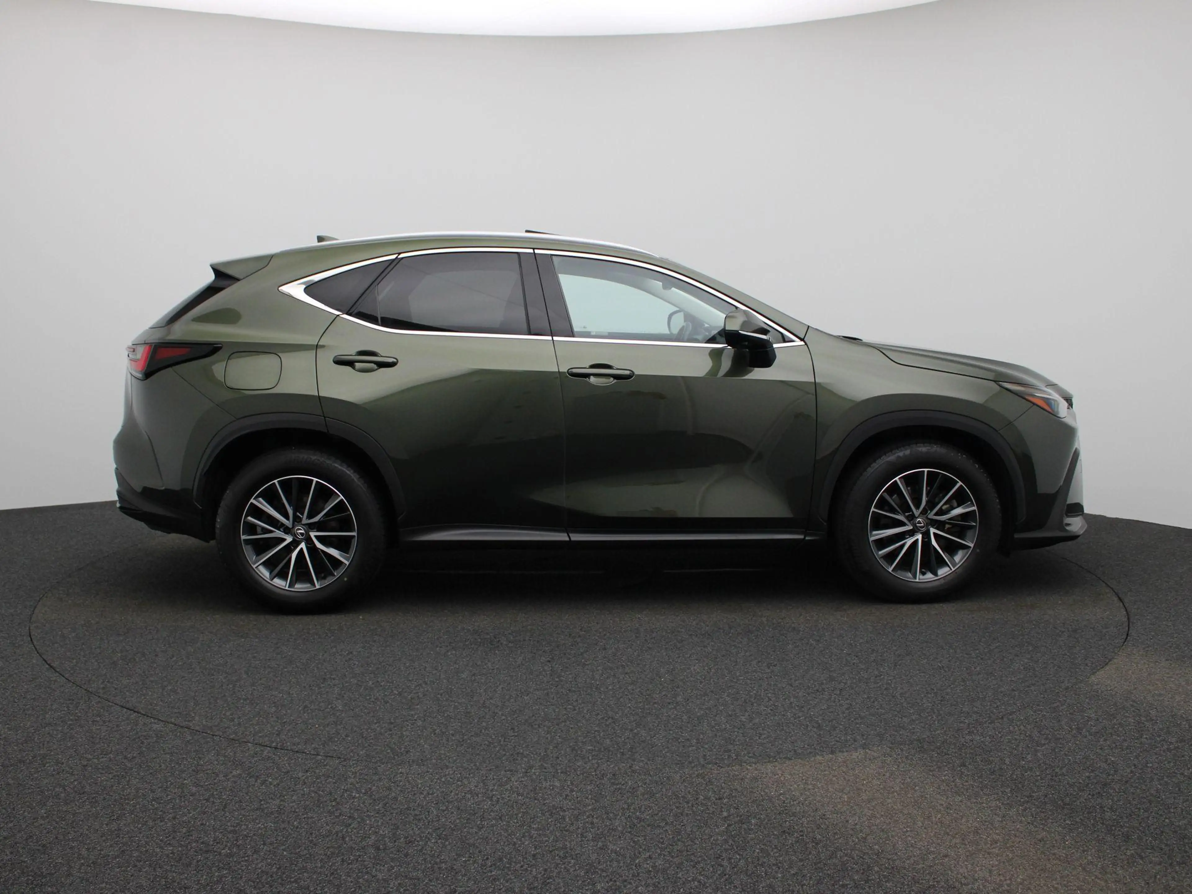 Lexus NX 450h+ AWD Luxury Line | PANORAMADAK | HEAD-UP DISPLAY | — photo 6
