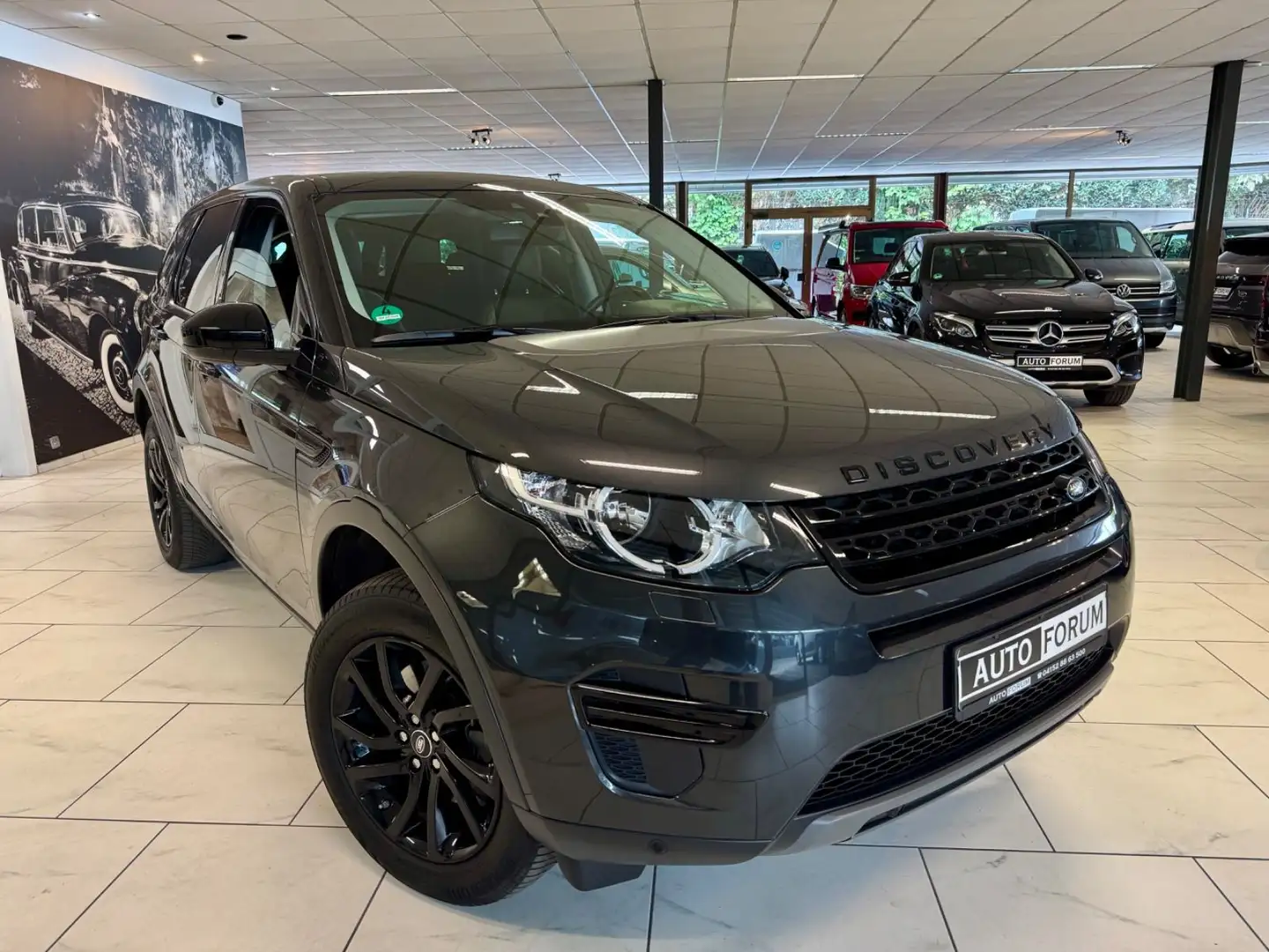 Land Rover Discovery Sport 2.0 Td4 LEDER PANORAMA AHK SHZ Grau - 2