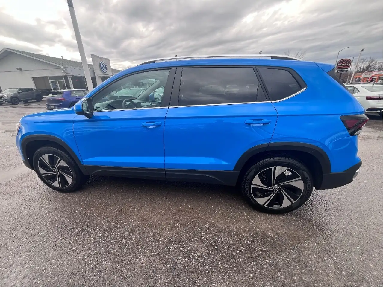 Volkswagen Taos снимка Volkswagen Taos