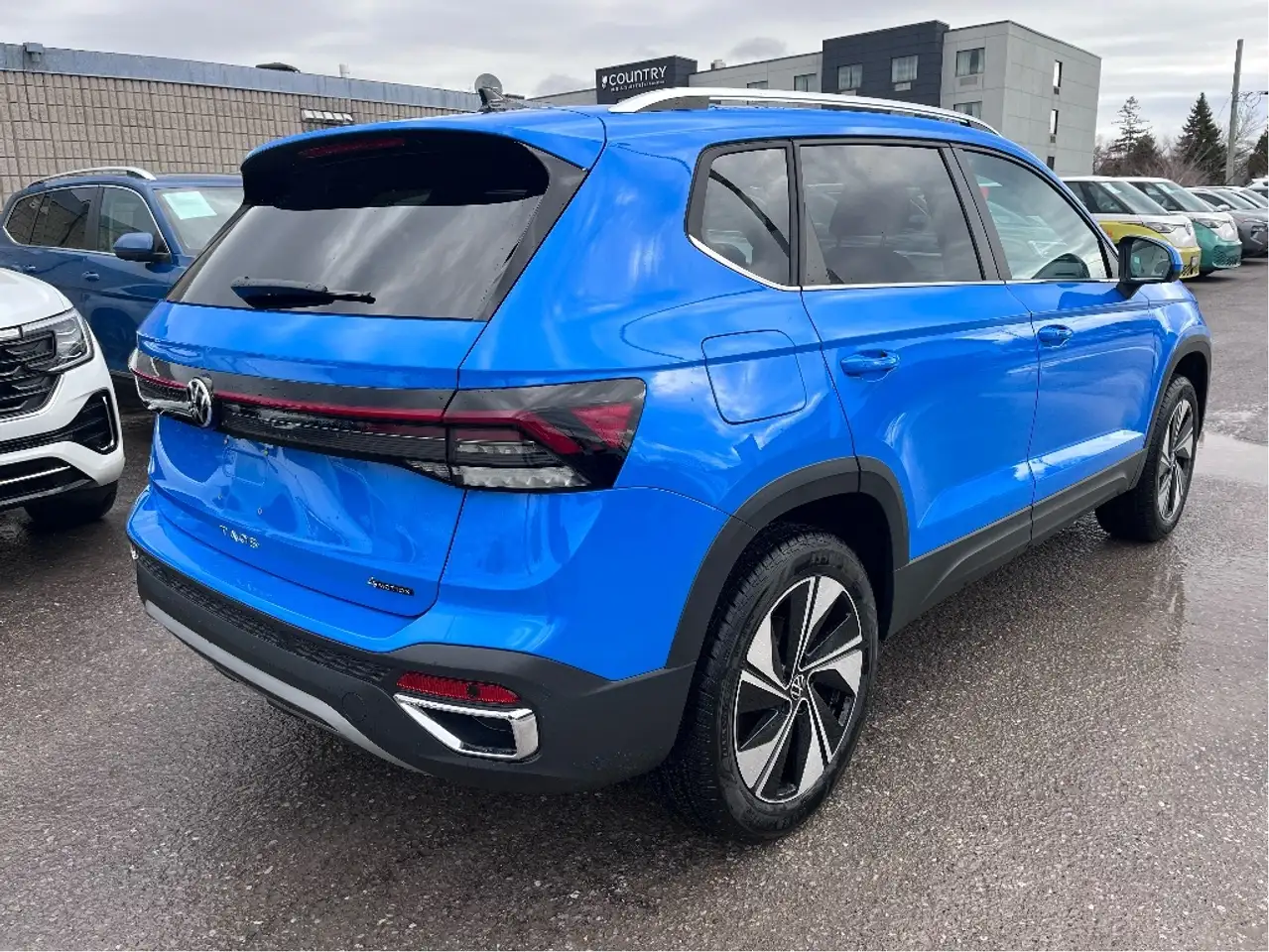Volkswagen Taos снимка Volkswagen Taos