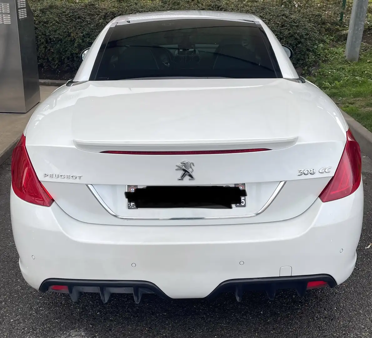 Peugeot 308 CC 2.0 HDi 163ch FAP Roland Garros - 2