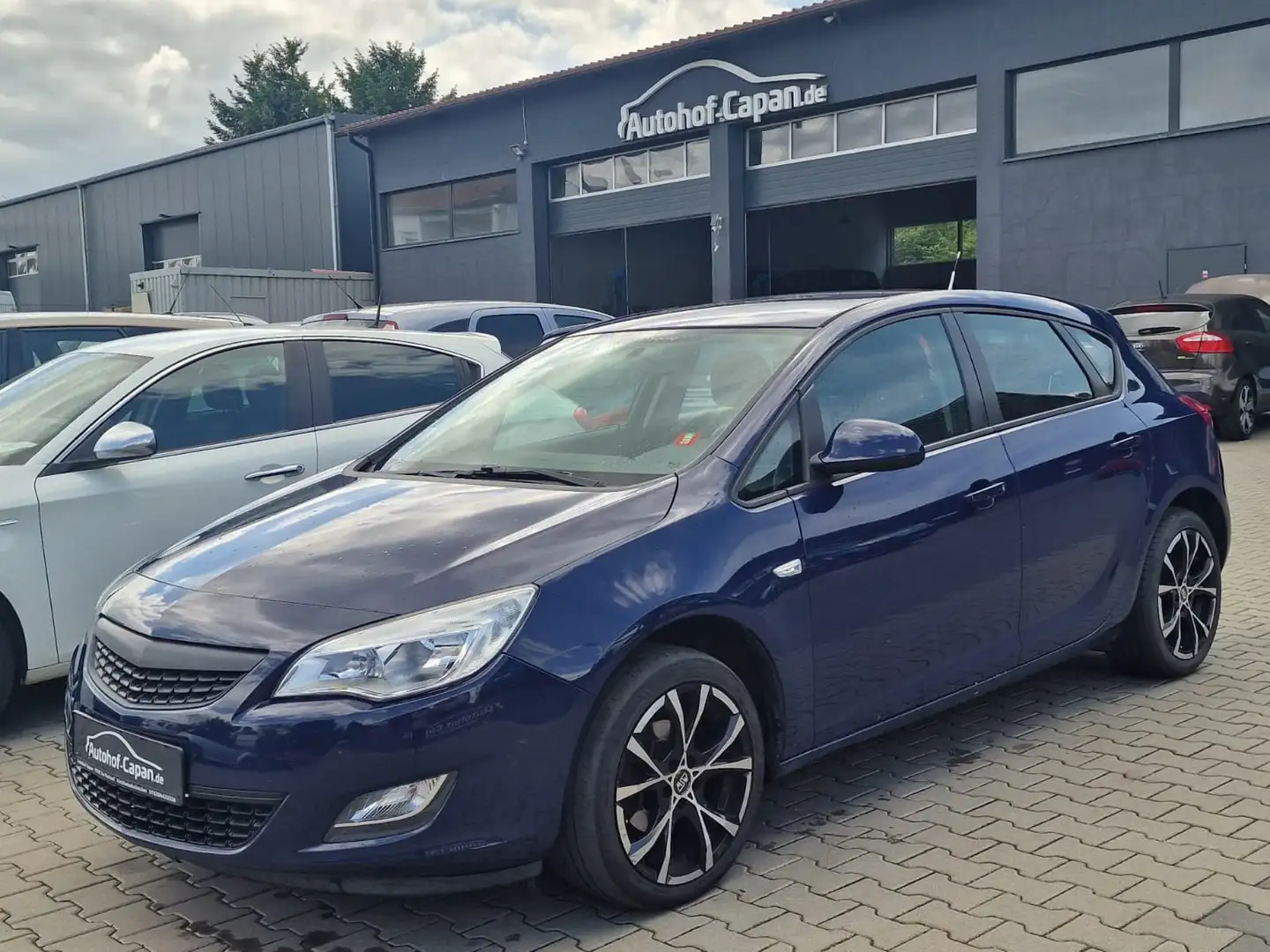 Opel Astra Astra J 1.4 Edition/Eu5/TÜV Neu/ZV/5Tur/Alus/ZV Blau - 1