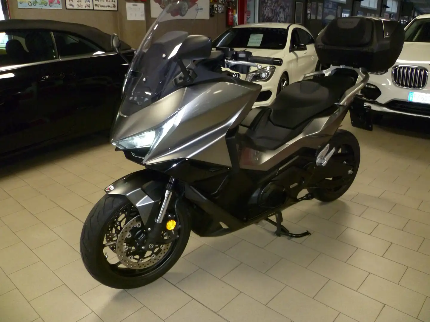 Honda Forza 750 Серый - 1