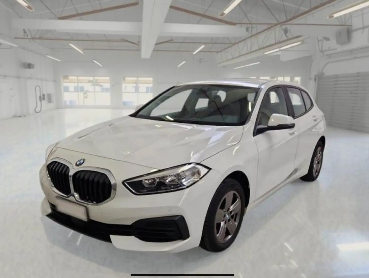 BMW 118 118d Business Advantage auto Bianco - 1